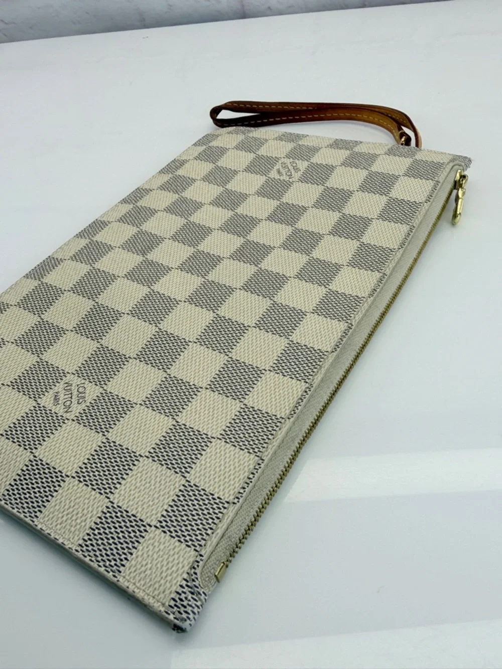 Authentic Louis Vuitton Damier Azur Neverfull Pochette
